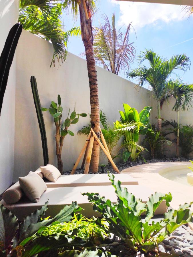 Villa Feh Bali By House Of Winds - Neo Tropical Eden Near Canggu Kerobokan Exterior foto